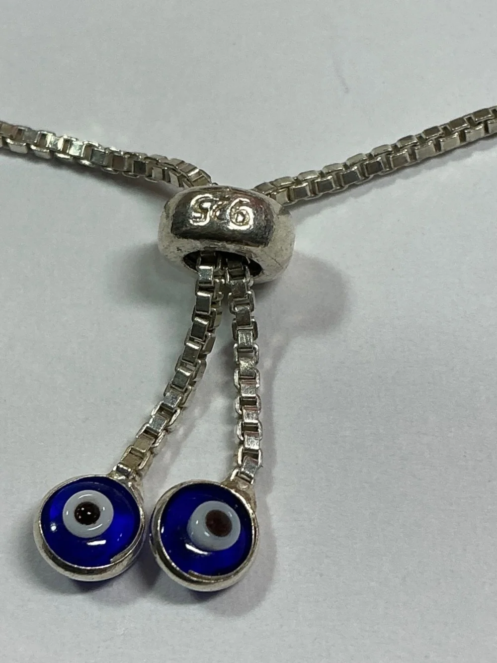 N/A adjustable from